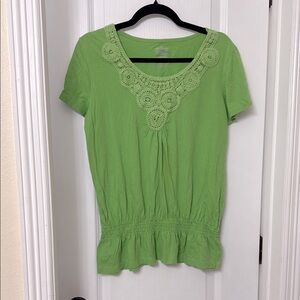 Izod green knit top size M